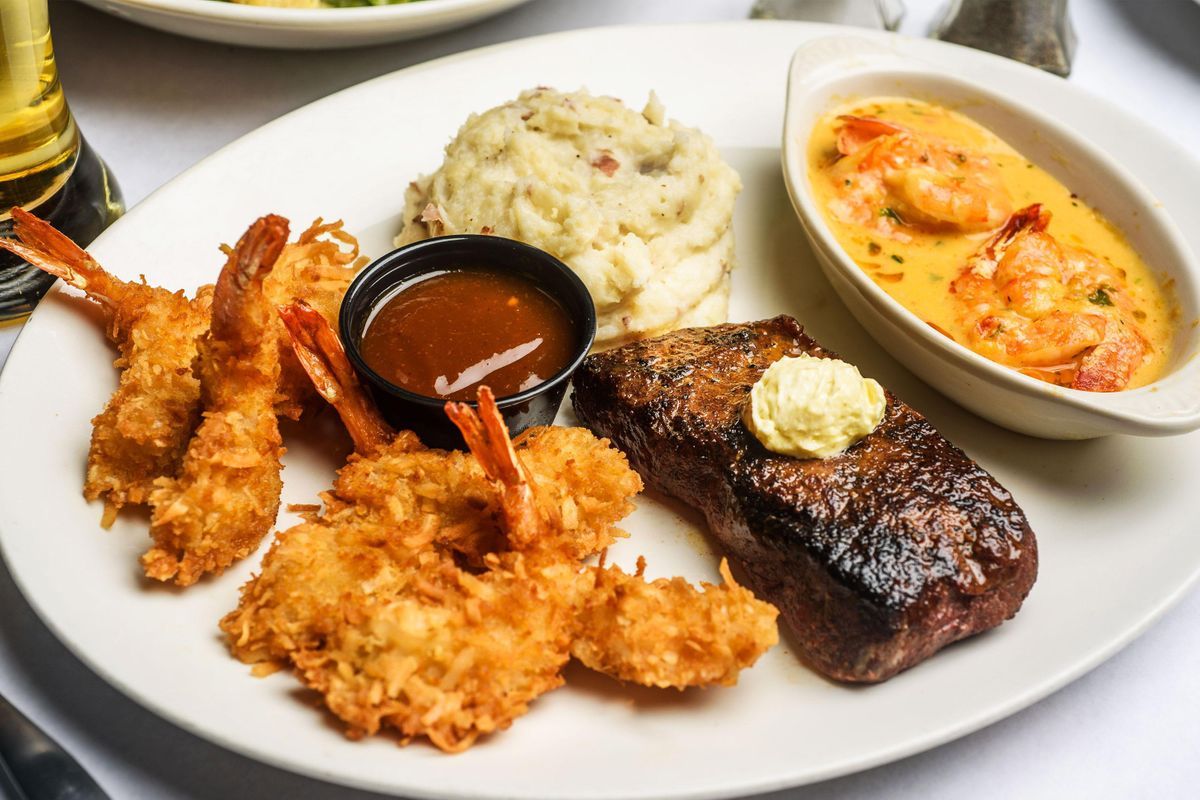 Rainforest Cafe Delivery, Menu & Locations Near You Favor Delivery