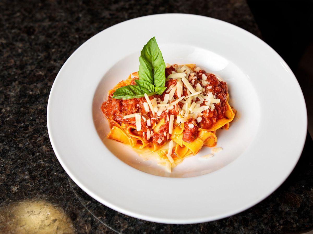 Avanti Italian Kitchen & Wine Bar Delivery, Menu & Locations Near You