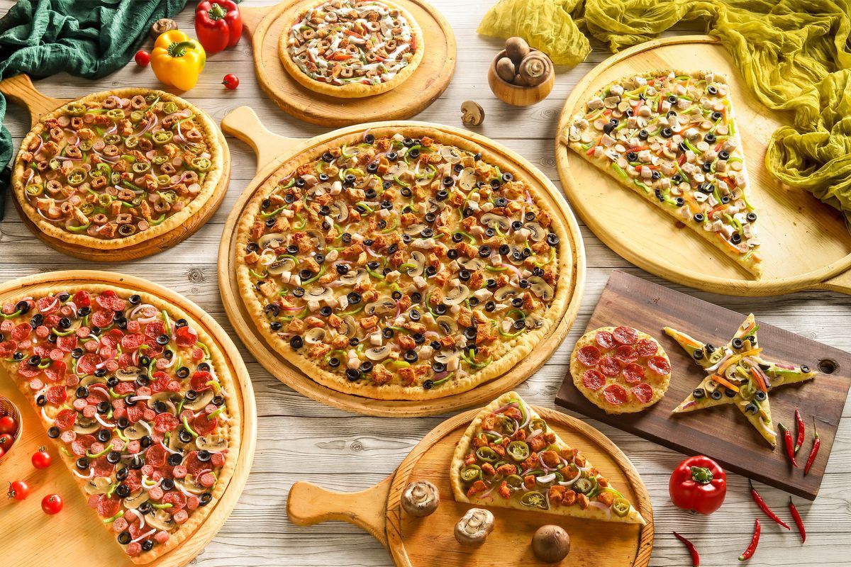 Hunt Brothers Pizza Delivery 1520 Avenue F Bay City | Favor Delivery